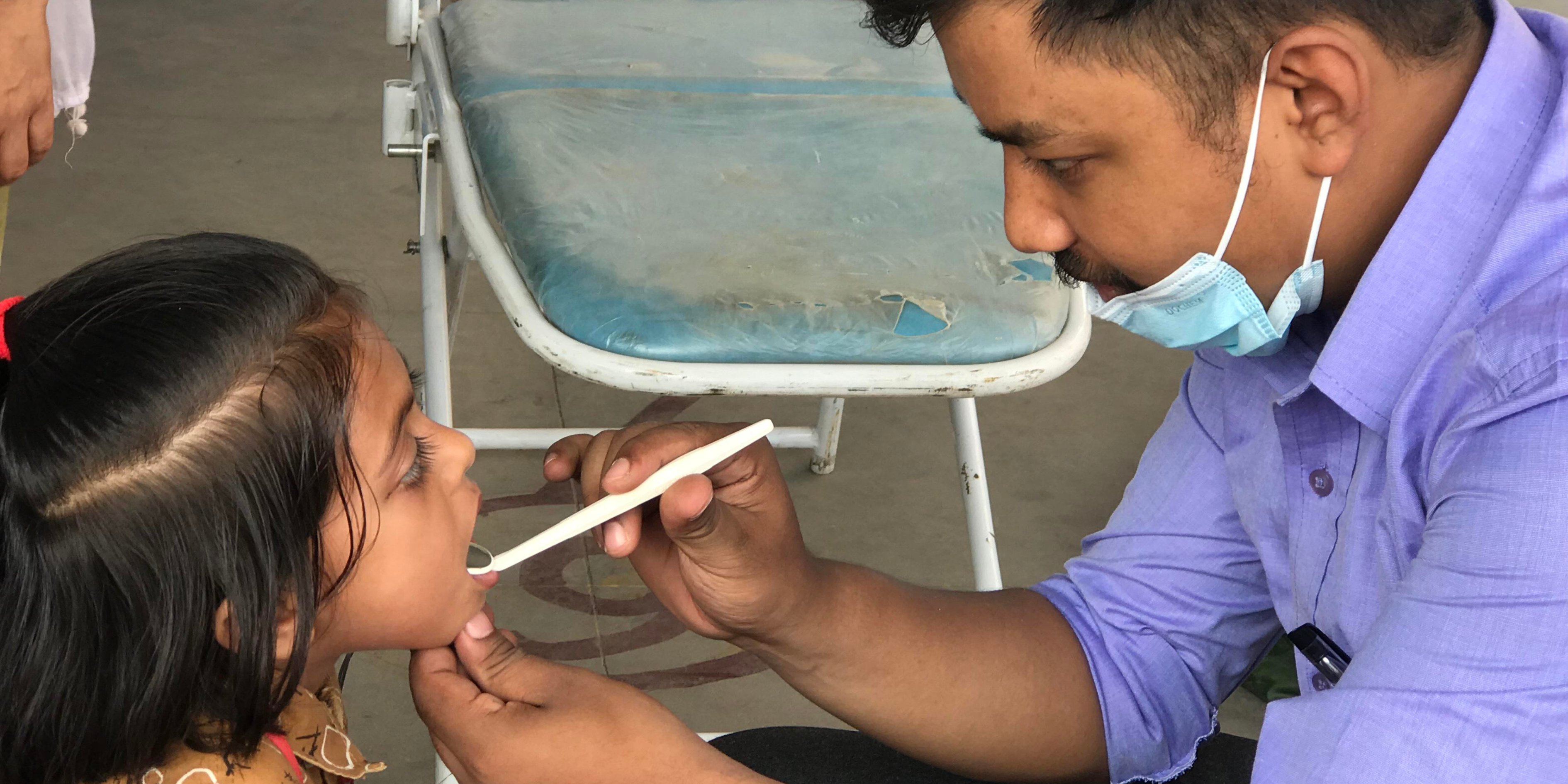 Child first dental visit – Soft Touch Dental Clinic Mumbai