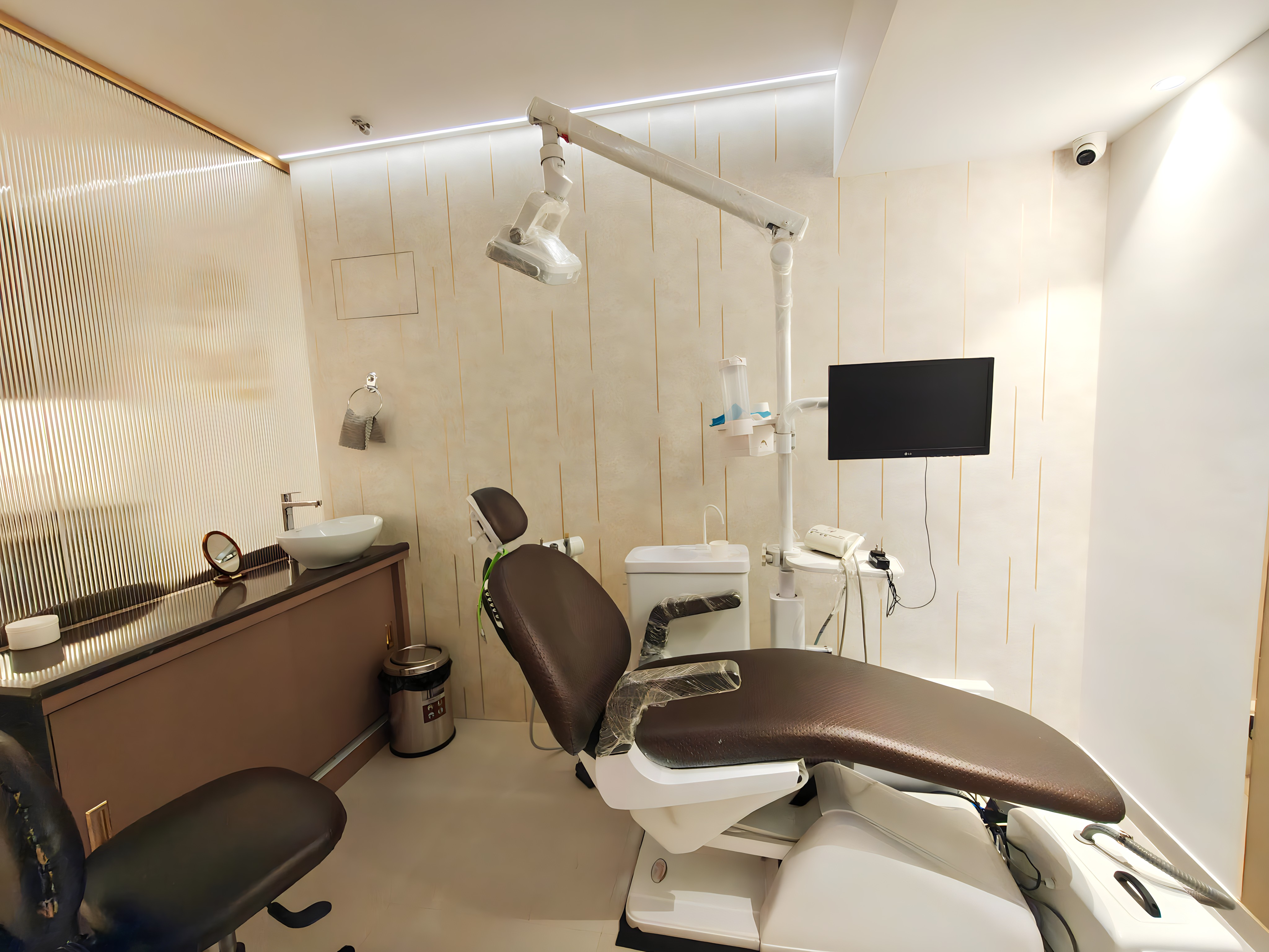 Second consultation room at Soft Touch Dental Clinic